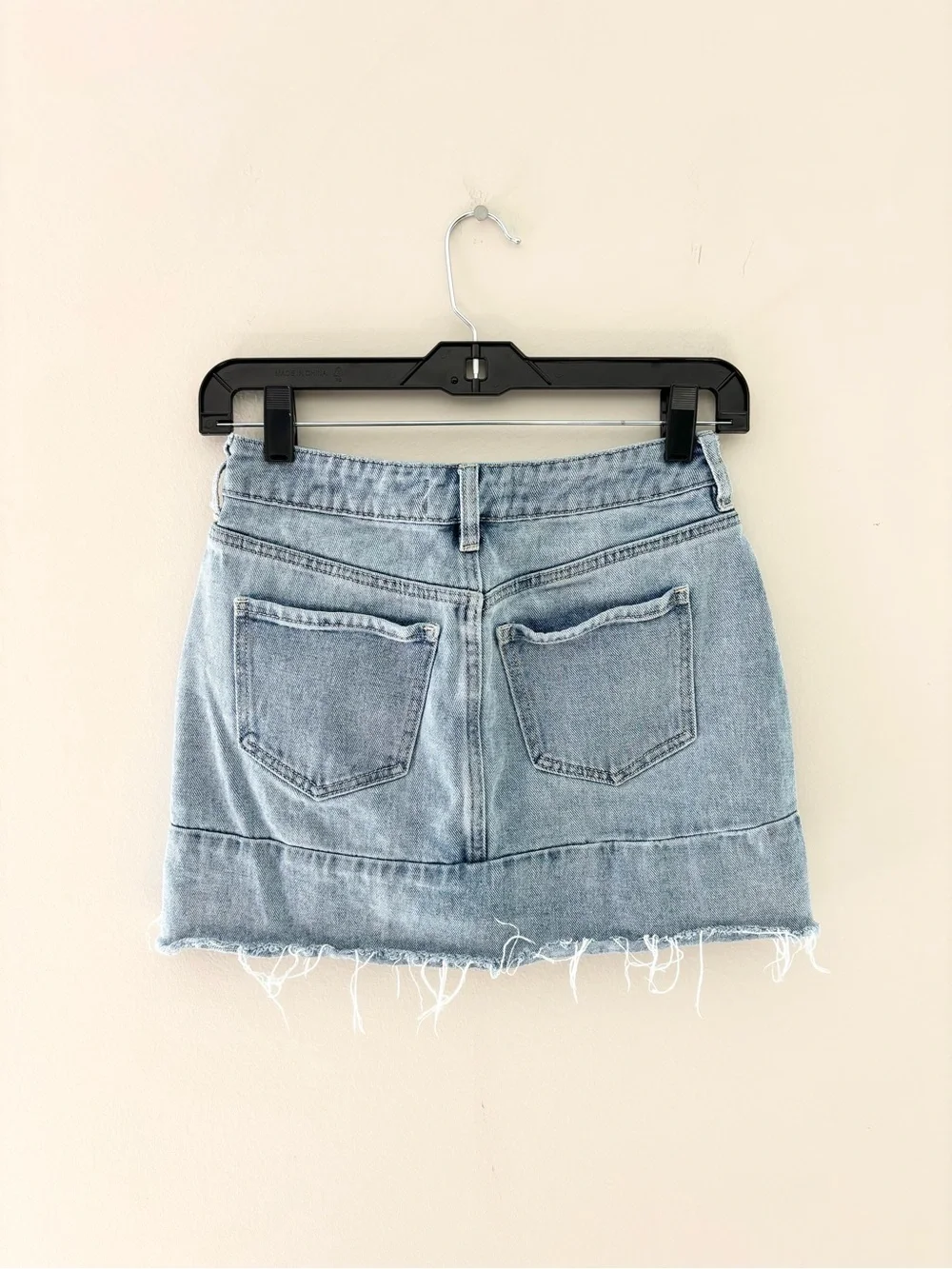 PacSun Light Wash Raw Hem Denim Mini Skirt Size 24